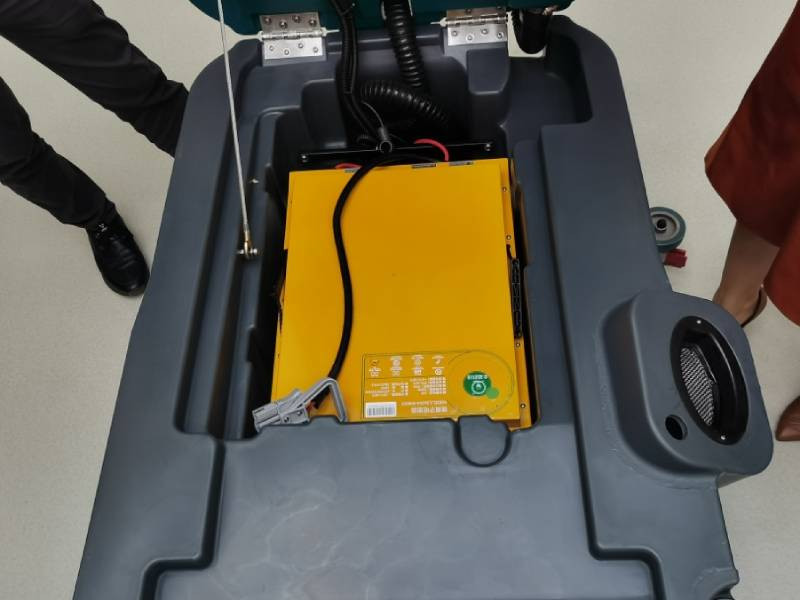 如何延長(zhǎng)手推式洗地機(jī)的鋰電池使用壽命？